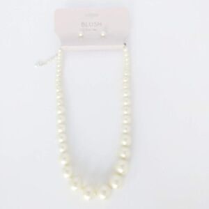 Blush For Her Pearl Necklace & Earring Set NWT
